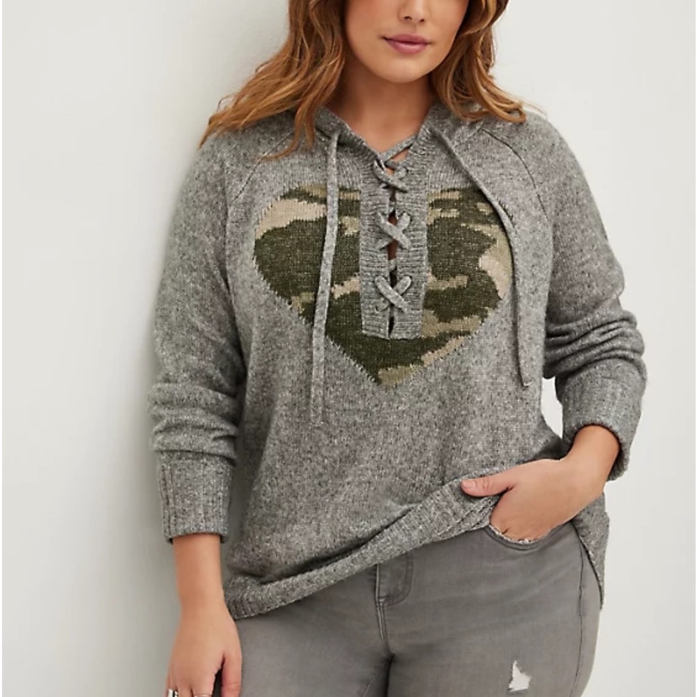 Torrid NWT 5x camo heart lace up chunky knit hoodie.Size 5X
